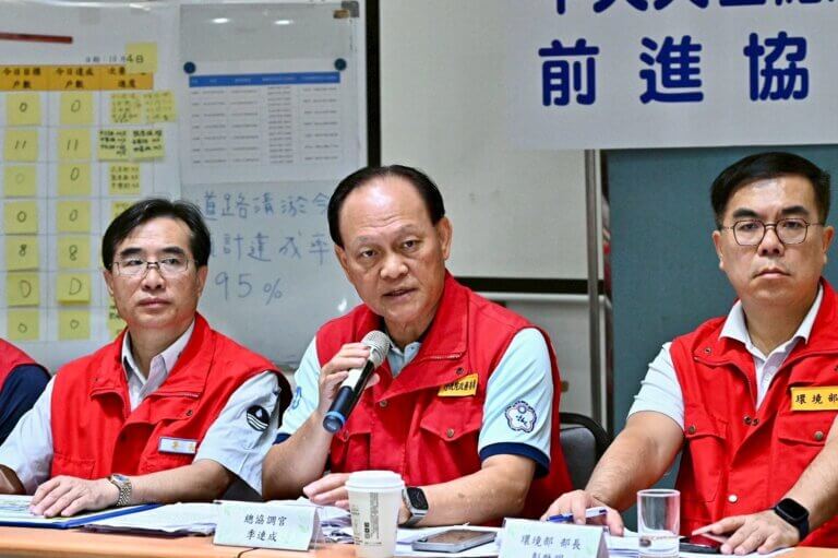 Read more about the article 季總協調官：持續推進災區道路清淤、交通復原、校園復建 全力協助災民早日恢復家園